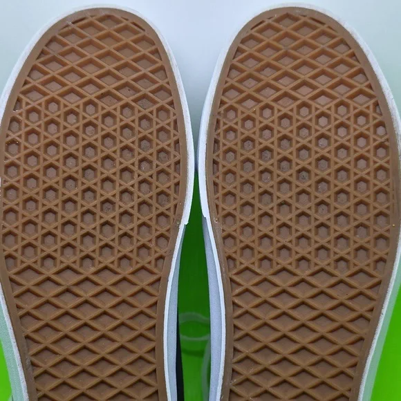 EUC Vans Dark Green Faux Suede Skate Shoes Mens 10.5 - Picture 12 of 14